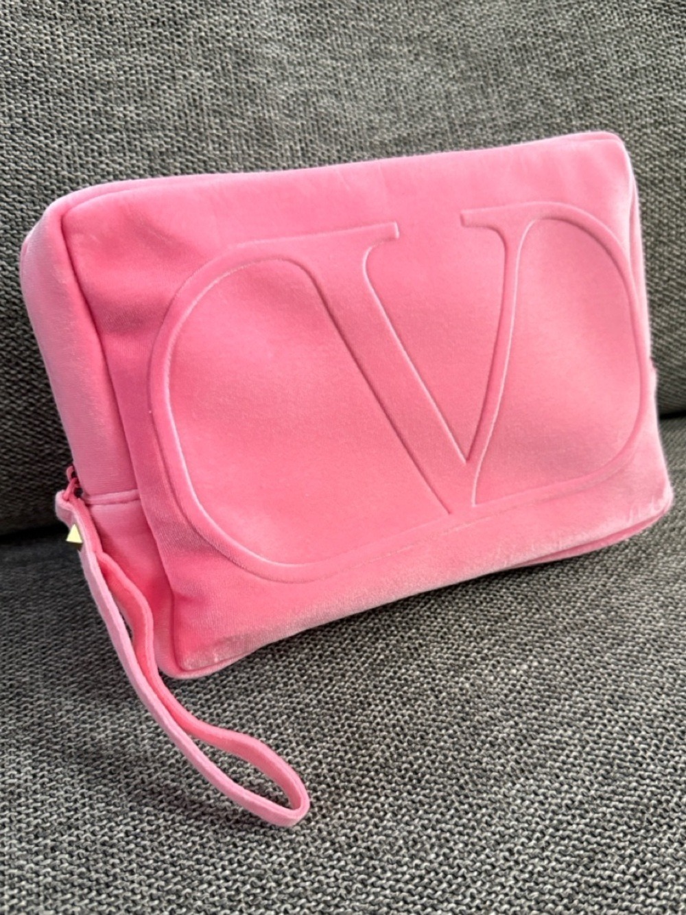 Valentino Beauty Pink Velvet  Medium Pouch Wristlet Makeup Bag New